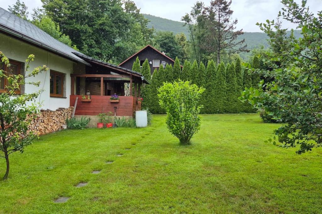 Chaloupka Amalka Apartment Roznov pod Radhostem Bagian luar foto