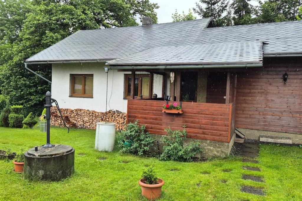 Chaloupka Amalka Apartment Roznov pod Radhostem Bagian luar foto